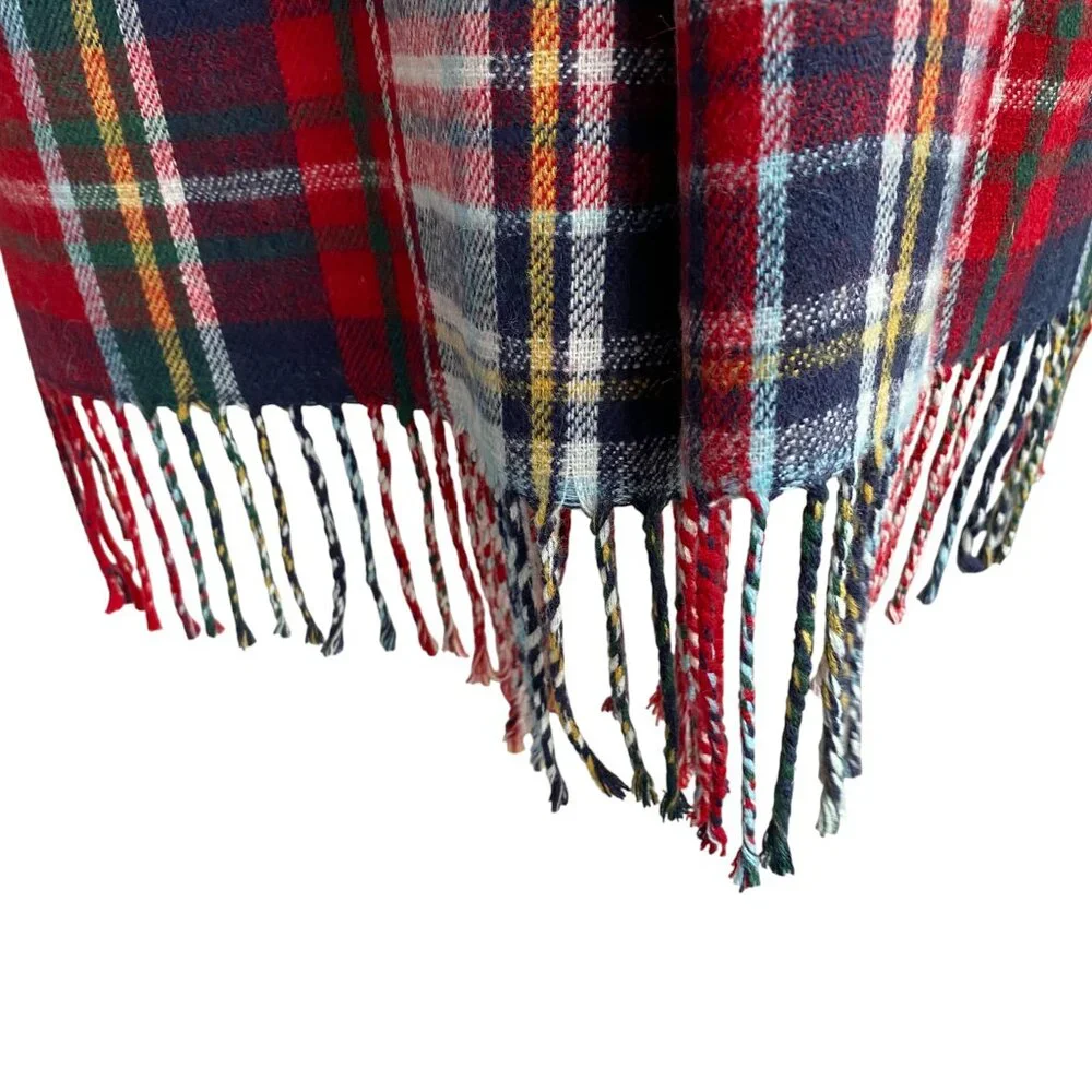 Lands End Unisex Tartan Plaid Scarf Red Blue Classic Holiday Old Money Preppy